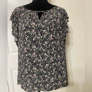 - NWT SO Goods for Life Black Floral top size 2X